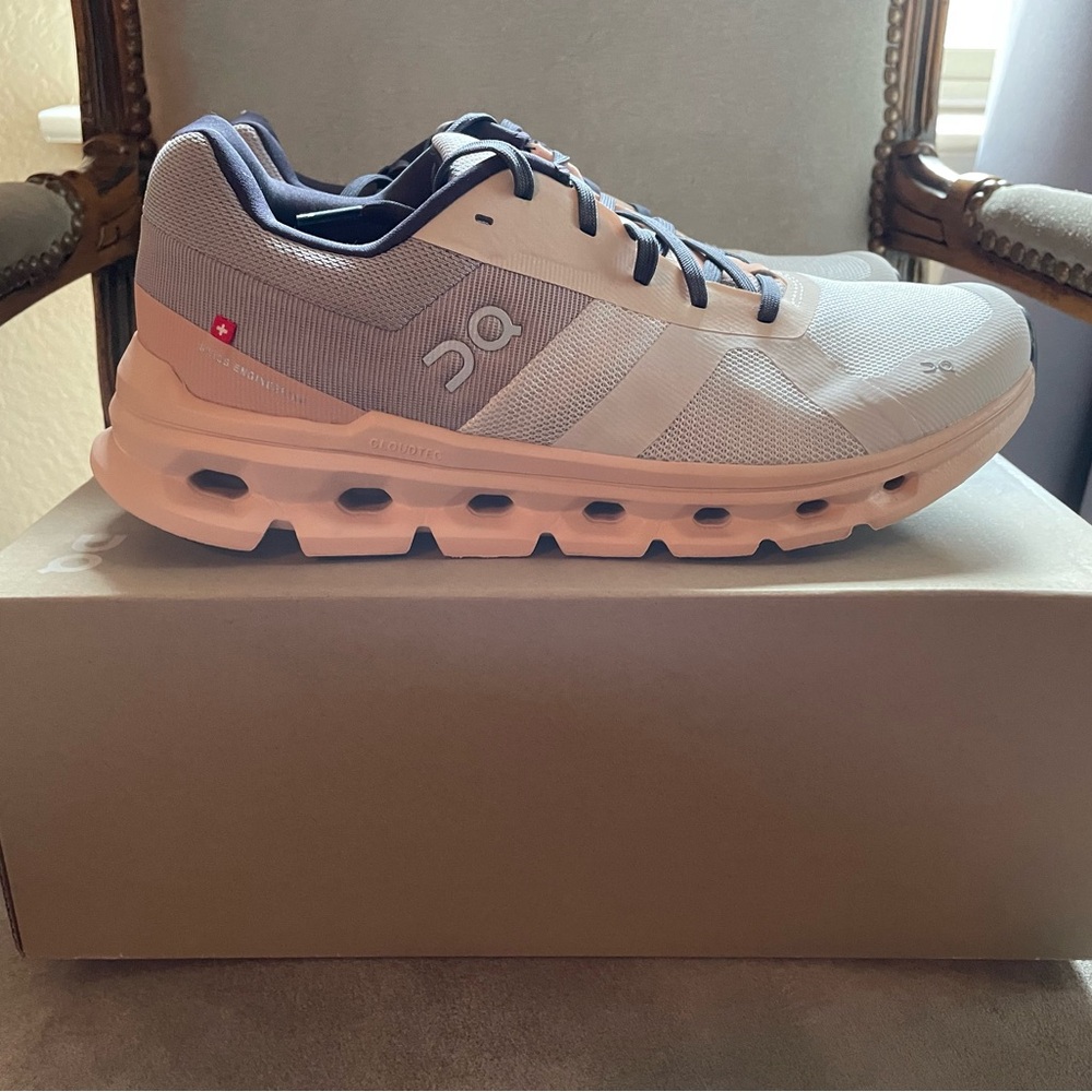 On Cloud Cloudrunner Pink Gray Women’s Running Shoes Size 10